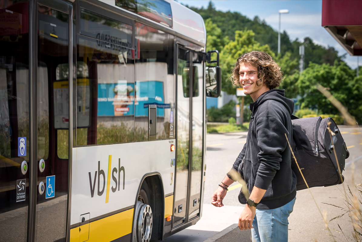 OSTWIND Botschafter Gian  12:39 Uhr weiter zur Schule